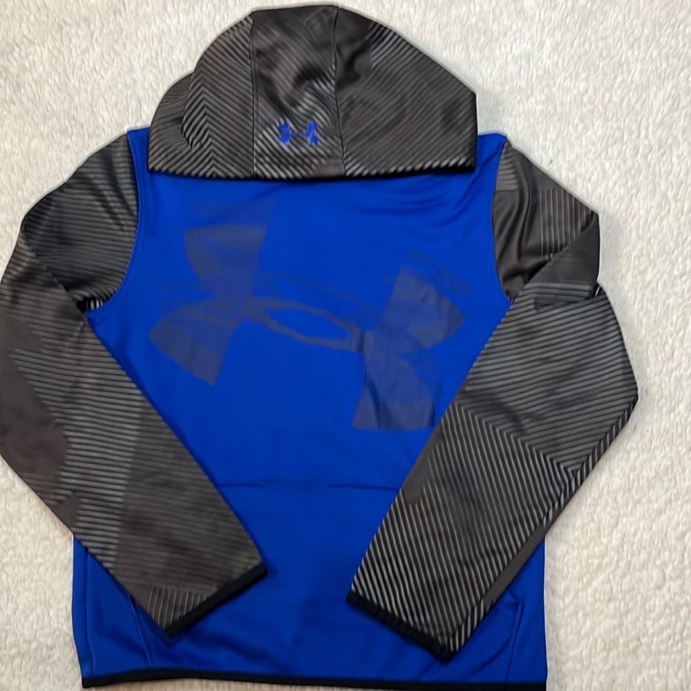 Youth large Under Armour black and blue sweatshirt